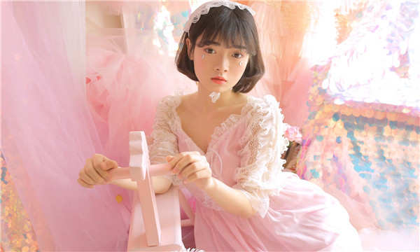 孝南供卵试管代怀生子多少钱？这一直是很多不孕不育家庭关注的话题。在中国，不孕不育的发生率越来越高，根据《中国不孕不育现状调研报告》显示，育龄夫妇的不孕不育率从20年前的3%增长至现在的12.5%-18.2%，患者人数高达6000万以上。在这样的背景下，许多家庭通过供卵试管来实现自己的生育梦想。那么，供卵试管代怀生子的费用到底是多少呢？